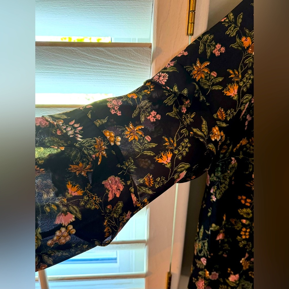 Nordstrom- Lush ruffle sleeve blouse - Picture 2 of 6